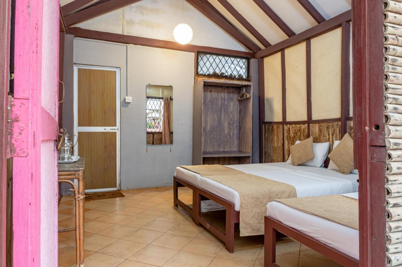 O Camarao Hotel Calangute Exterior photo