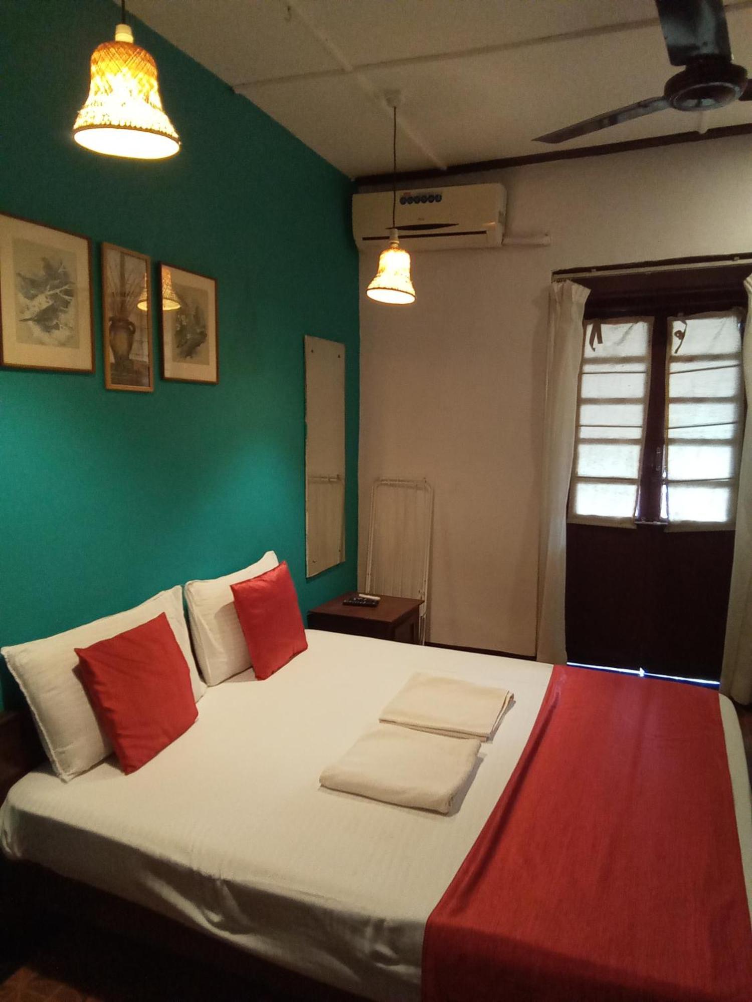 O Camarao Hotel Calangute Room photo